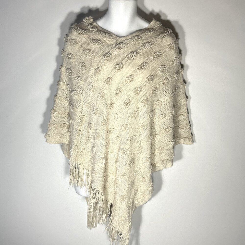 Black Rivet OSFM Cream woven poncho fringe Artsy Comfy 70's Boho Parisian Cottag